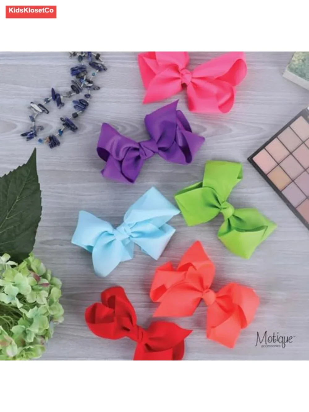 5.5 Inch Grosgrain Hair Bow Alligator Clip - Classic Hair Accessory